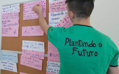 Grupo Plantando o Futuro se reúne para formação e planejamento