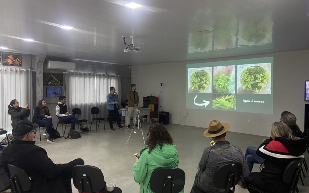 Apremavi promove encontro para o diálogo pela restauração em SC