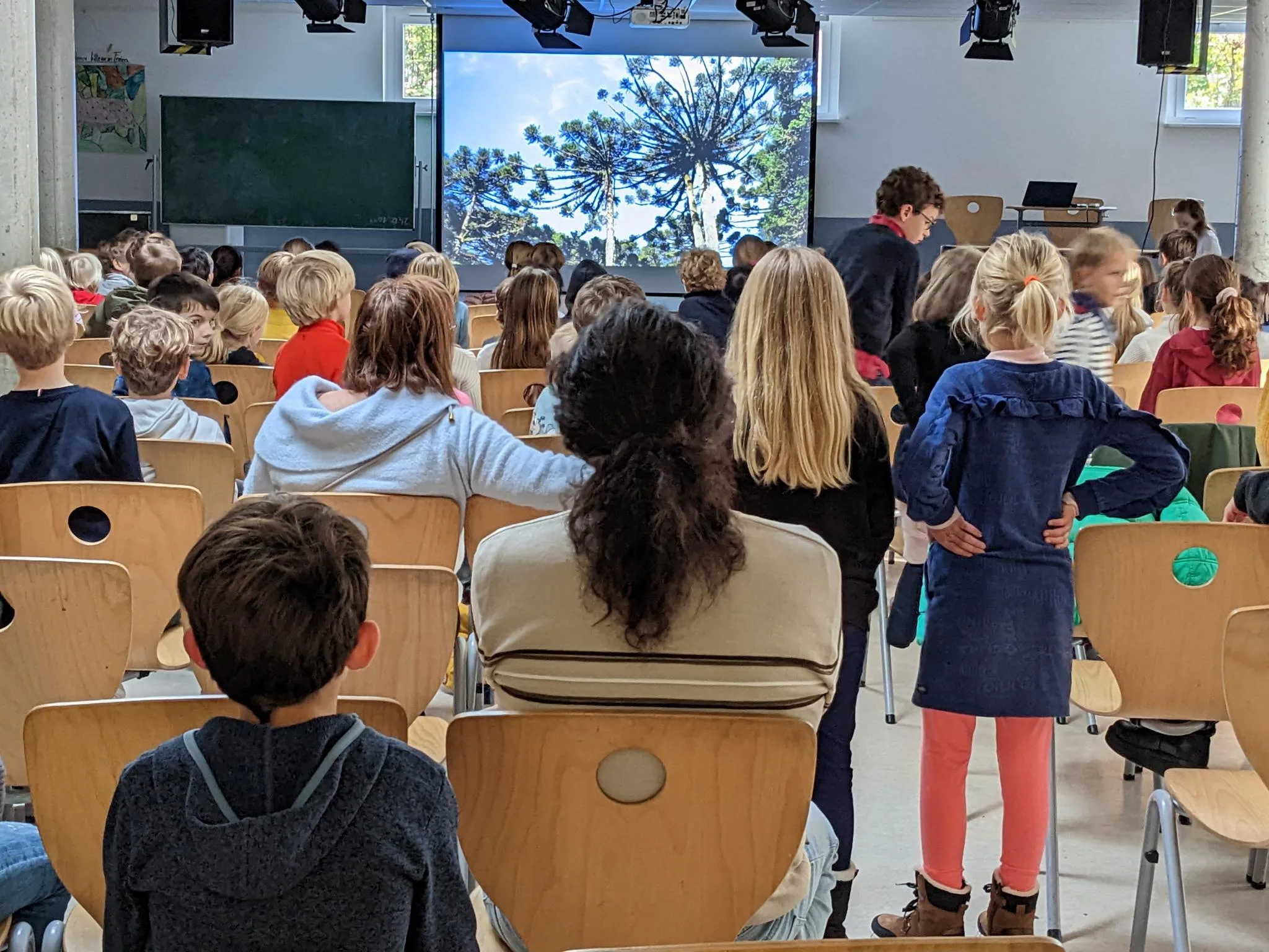 Mata Atlântica é tema de palestras da Apremavi na Alemanha. Foto: Miriam Prochnow e Carolina Schaffer