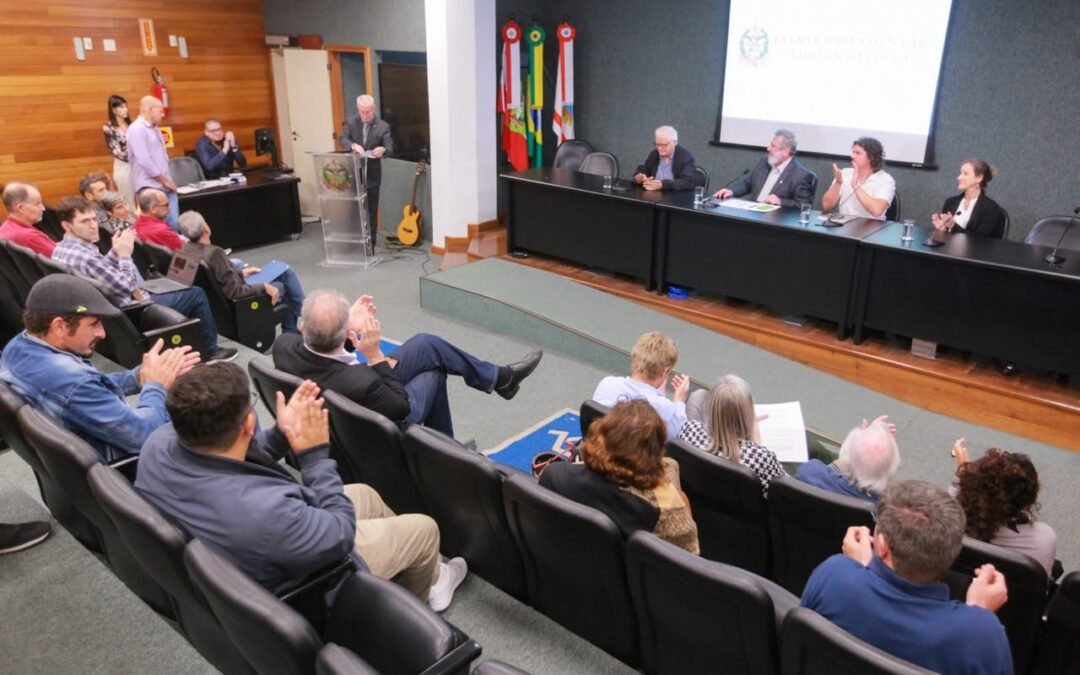 ALESC instala Frente Parlamentar Ambientalista