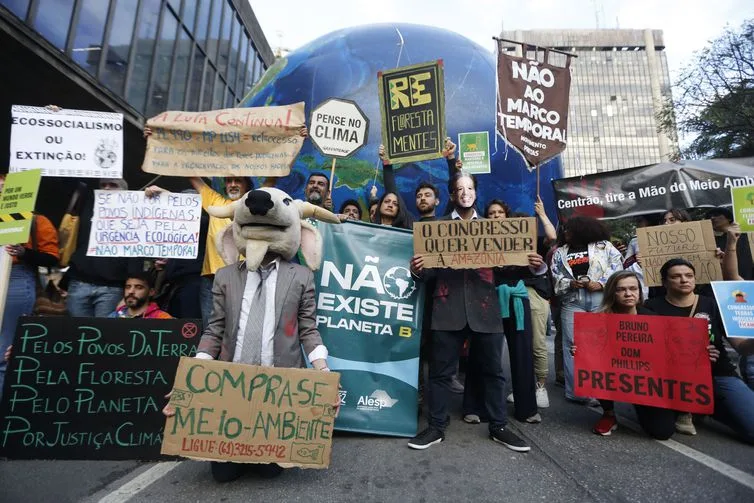 Ato cívico na Avenida Paulista. Ato cívico na Avenida Paulista. Foto: Paulo Pinto Agência Brasil