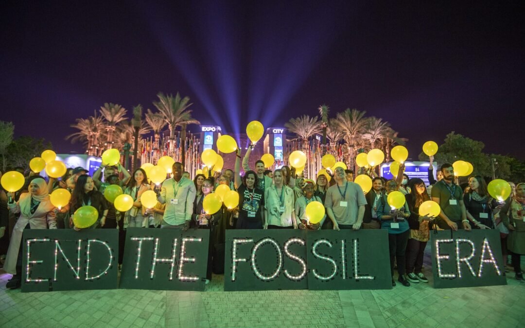 COP28 inicia a abordagem da principal causa das mudanças climáticas, porém com medidas insuficientes