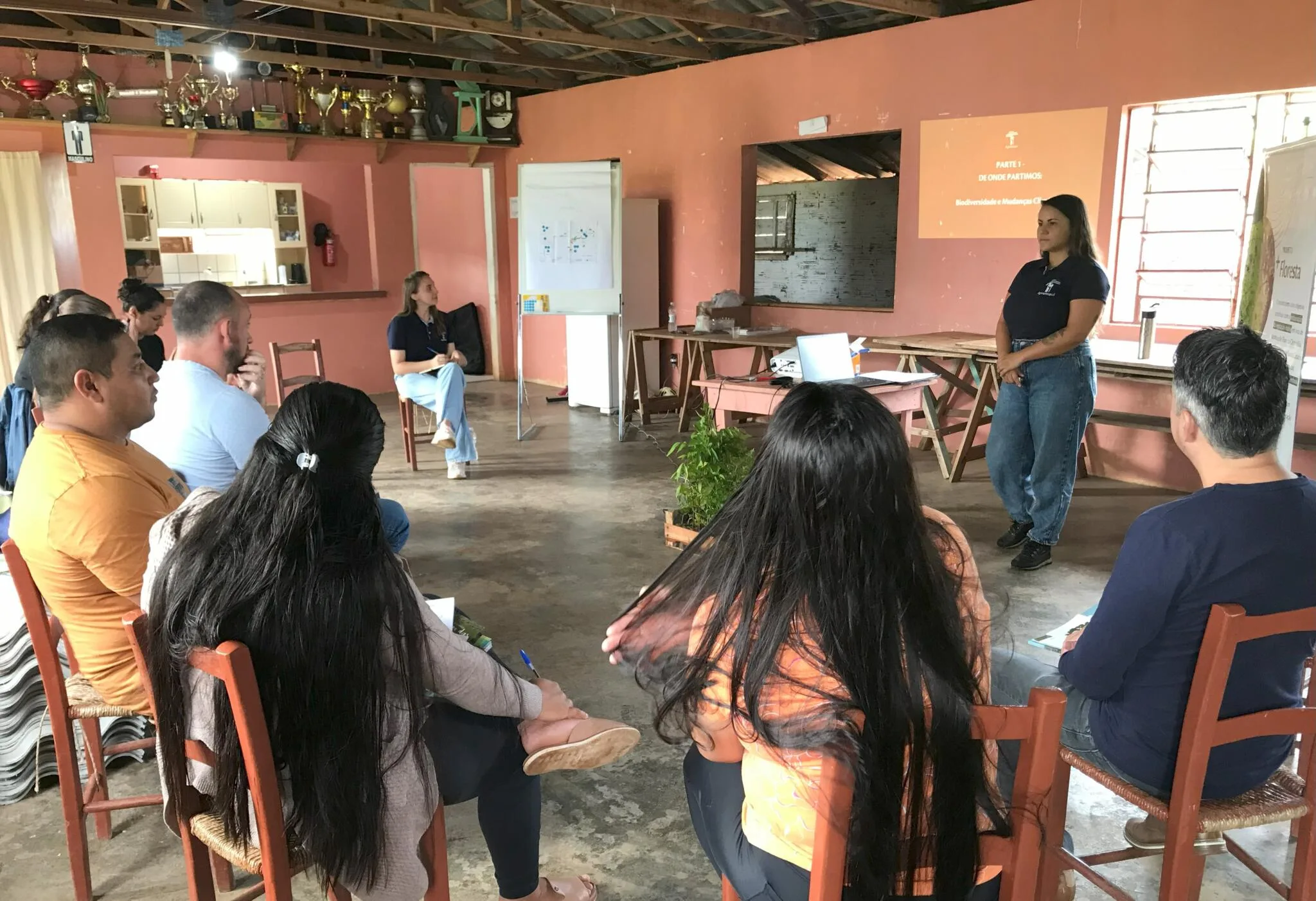 Palestra sobre mudanças climáticas, biodiversidade, Objetivos do Desenvolvimento Sustentável (ODS) e a Década da Restauração.