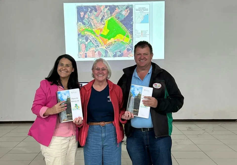Evento de entrega do Plano de Manejo do PNMMA no dia 10 de outubro de 2024.