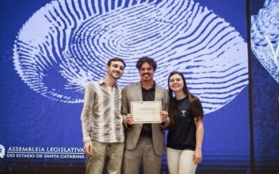 Apremavi recebe homenagem na ALESC pelo trabalho para a criação de UCs