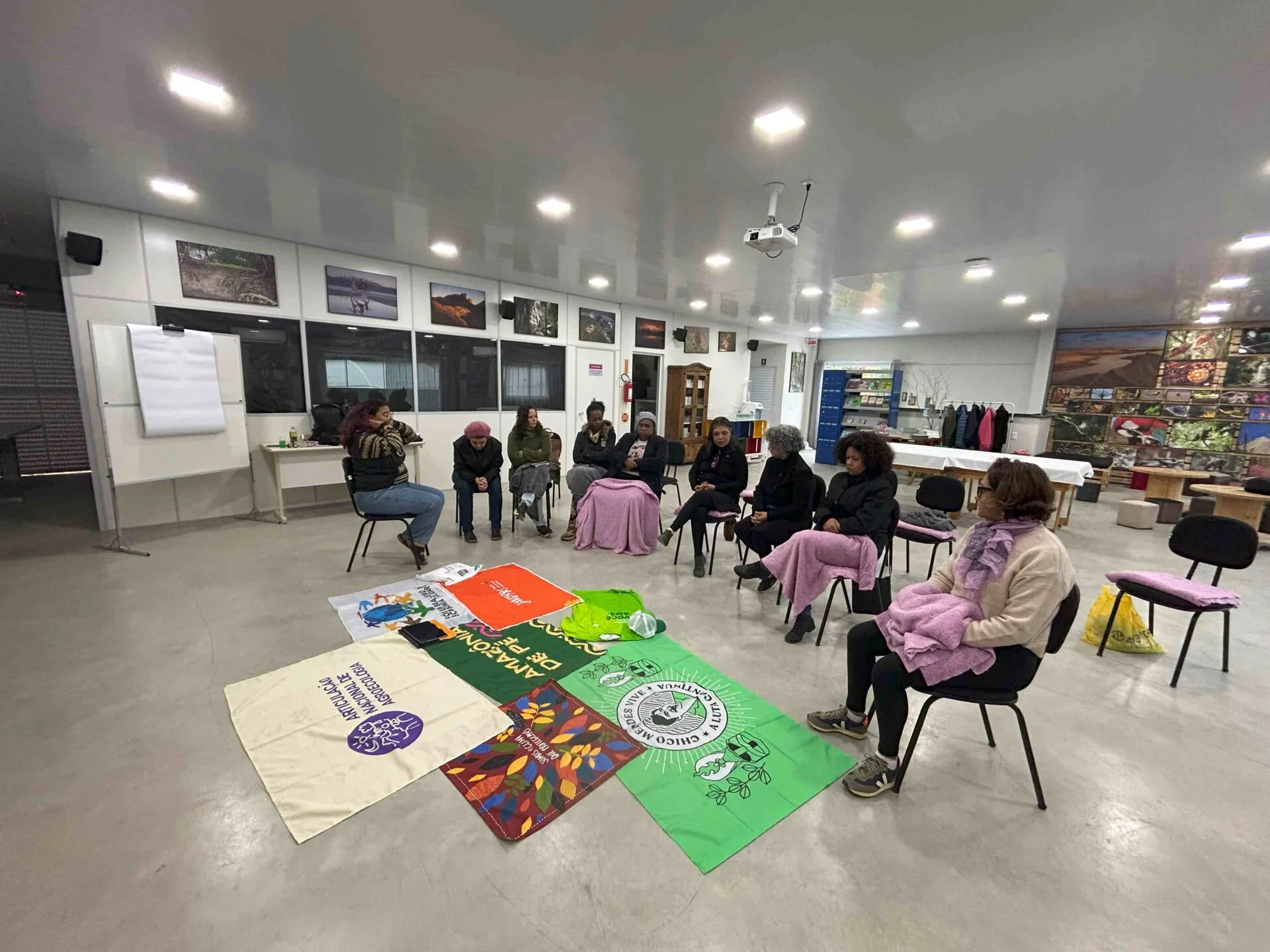 Reunião do Comitê das Defensoras por Defensoras do Observatório do Clima na Apremavi