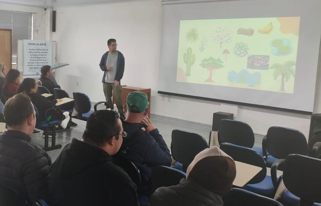 Apremavi participa de atividades de educação ambiental na APAE de Curitibanos