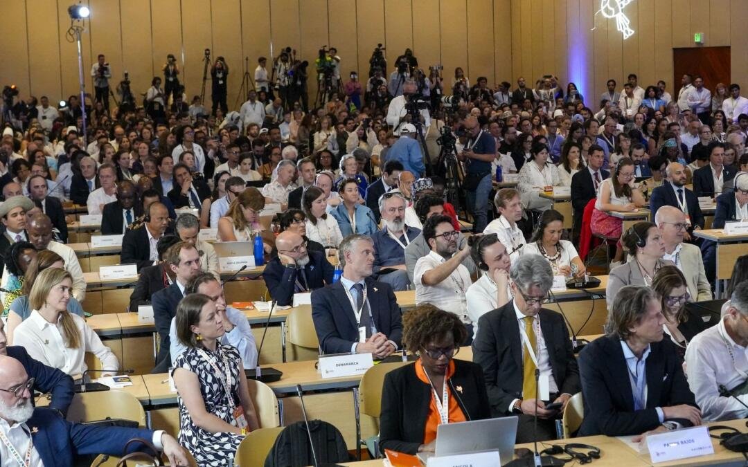 Conferência de Santa Marta expõe desafios e acelera articulação pelo fim dos combustíveis fósseis